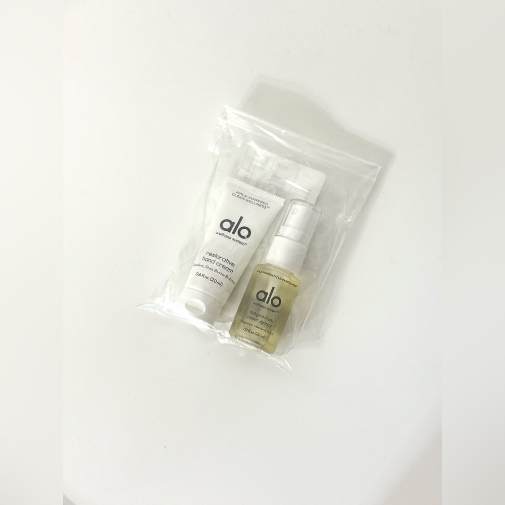 ALO Yoga magnesium reset spray and hand cream set